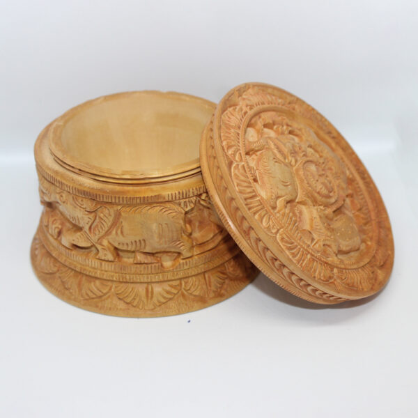 CURVED POWDER BOX